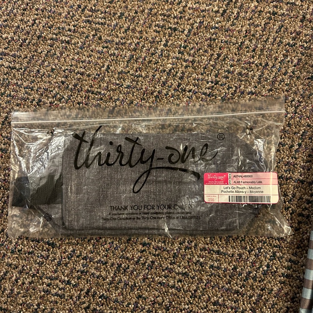 Thirty one medium let’s go pouch